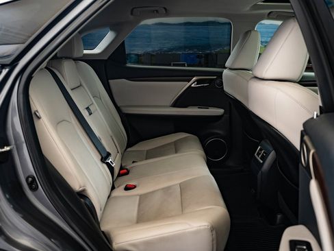 Certified 2022 Lexus RX 350 AWD w/ Premium Package image 32