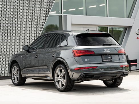 Certified 2025 Audi Q5 2.0T Premium w/ Convenience Plus Package AWD/4WD image 7
