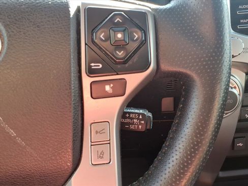 Used 2020 Toyota 4Runner Limited image 16