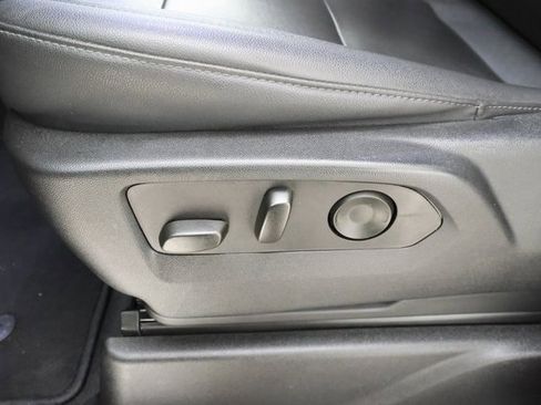 Used 2023 Chevrolet Tahoe LT image 9