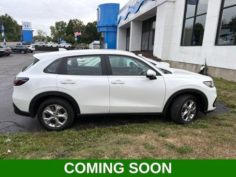 Used 2024 Honda HR-V LX image 1