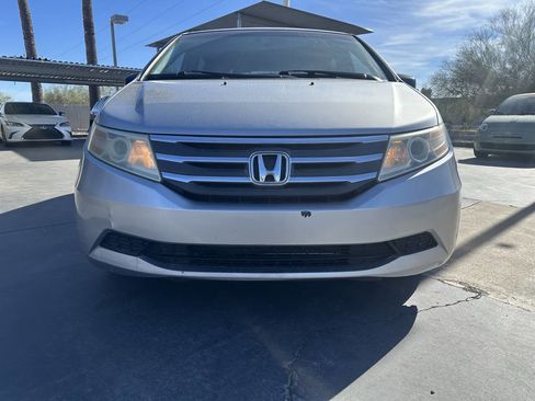 Used 2011 Honda Odyssey EX-L image 2