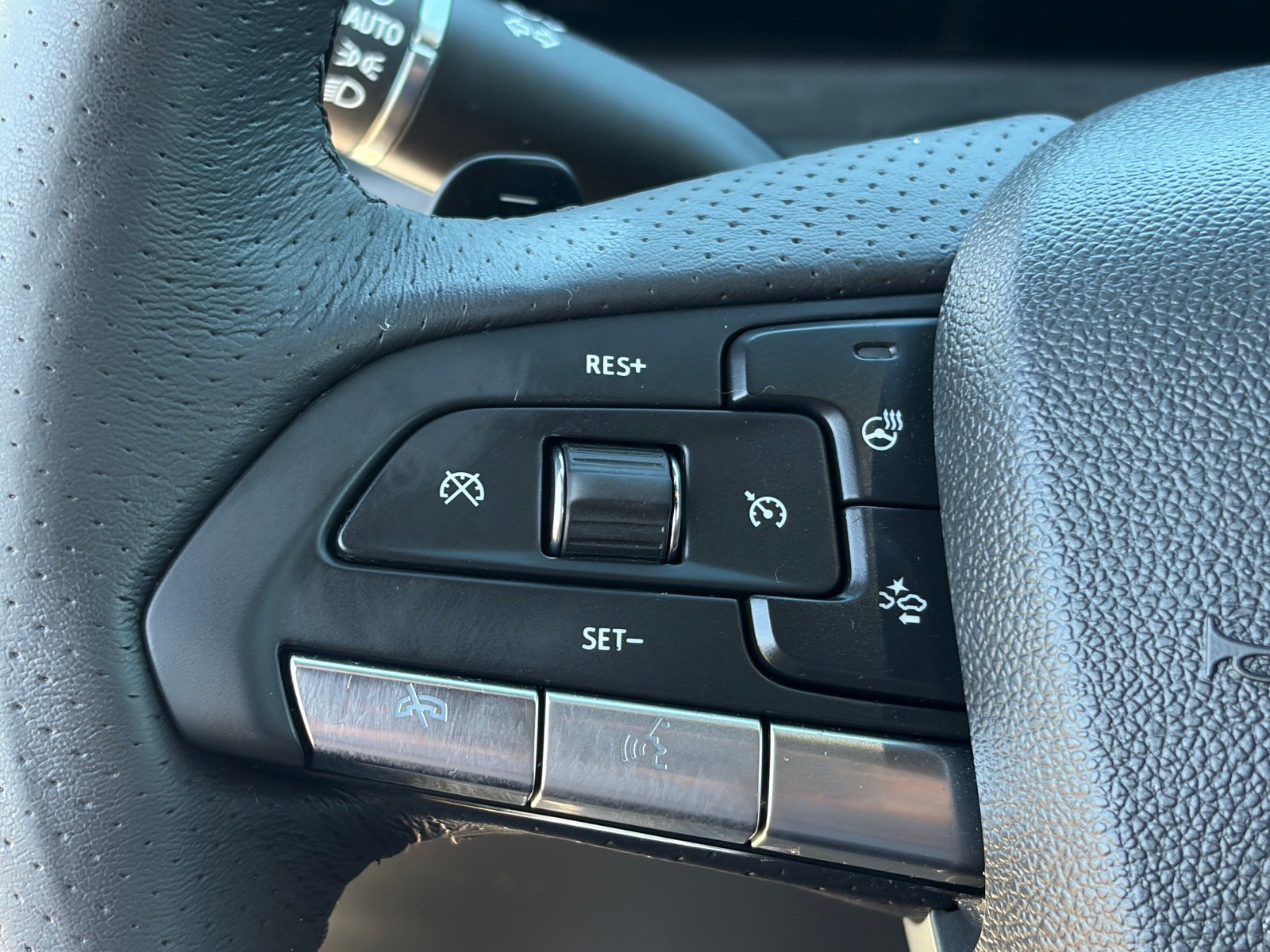 Used 2024 Cadillac XT4 Sport AWD/4WD image 20