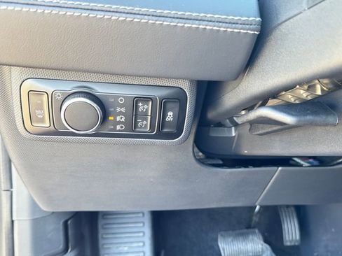 Used 2025 Ford Mustang Mach-E Select w/ Comfort Package Lite image 15