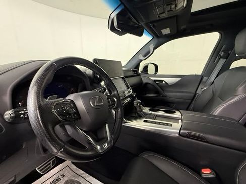Used 2023 Lexus LX 600 F Sport w/ Accessory Package (Z1) AWD/4WD image 6
