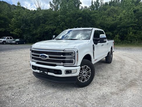 Used 2026 Ford F350 Platinum w/ Platinum Plus Package AWD/4WD image 12