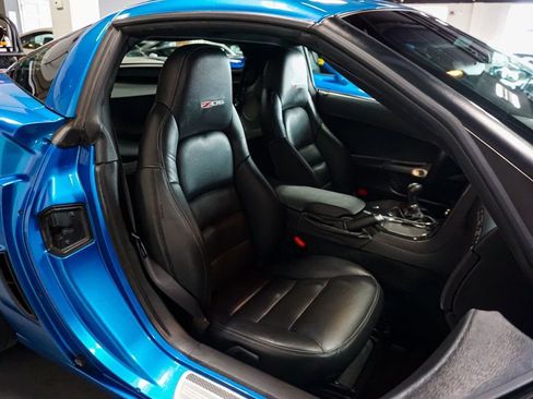 Used 2010 Chevrolet Corvette Z06 w/ Preferred Equipment Group RWD image 33