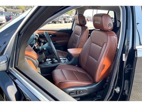 Used 2021 Chevrolet Traverse High Country AWD/4WD image 27