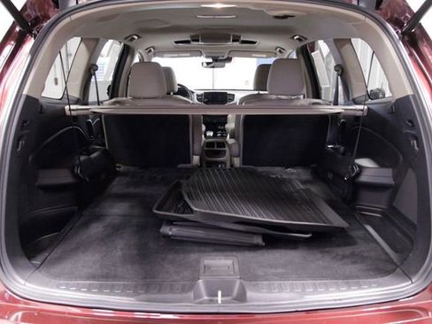 Certified 2021 Honda Pilot Touring image 22