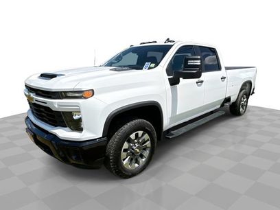 Used 2024 Chevrolet Silverado 2500 Custom w/ Custom Value Package
