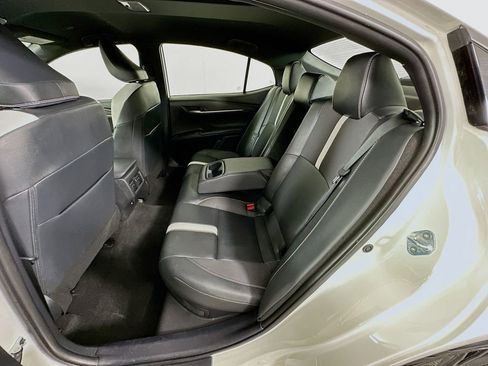 Certified 2025 Toyota Camry SE image 24