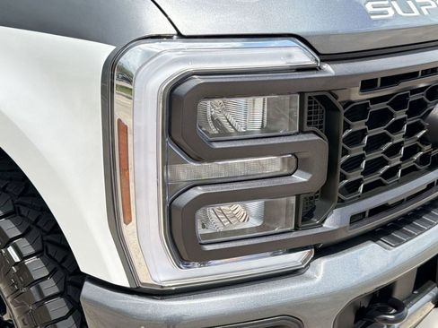 Used 2024 Ford F250 XL w/ STX Appearance Package image 10