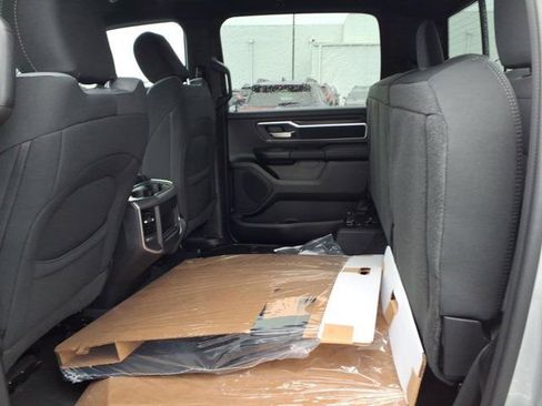 New 2026 RAM 1500 Big Horn AWD/4WD image 15