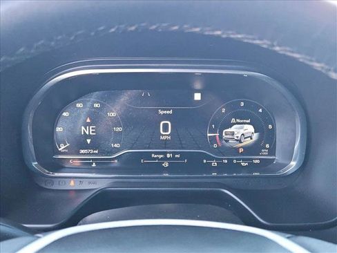 Used 2022 GMC Yukon XL SLE w/ Gmc Pro Safety Plus Package image 11