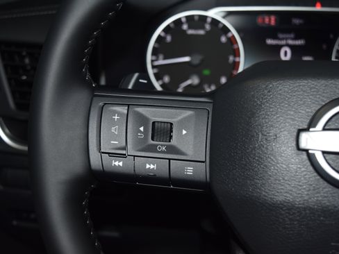 New 2026 Nissan Rogue SV w/ Cold Weather Package FWD image 6