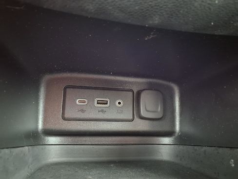 Used 2019 Chevrolet Equinox LT FWD image 7