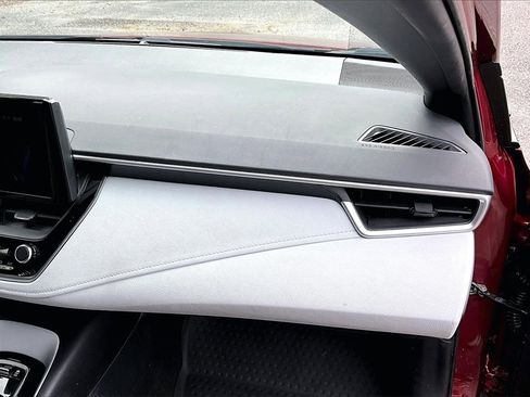 Used 2023 Toyota Corolla SE image 23