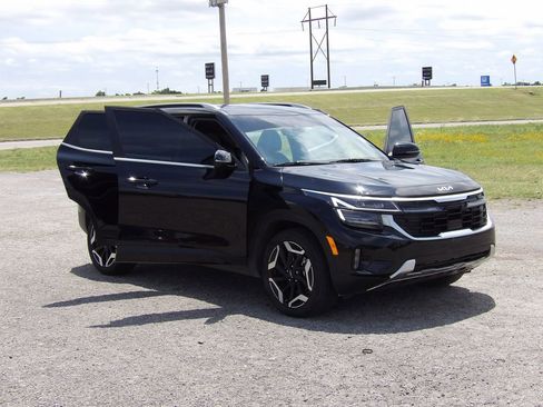 Used 2024 Kia Seltos SX w/ SX Sunroof Package AWD/4WD image 28