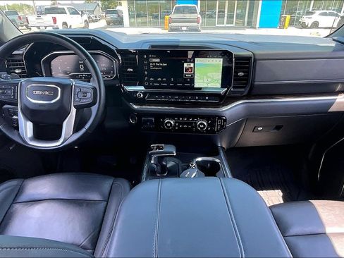 Used 2024 GMC Sierra 1500 Elevation w/ Elevation Premium Package AWD/4WD image 15
