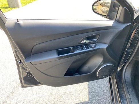 Used 2014 Chevrolet Cruze LT w/ All-Star Edition FWD image 19