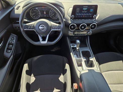 Used 2025 Nissan Sentra SV w/ All-Weather Package FWD image 12