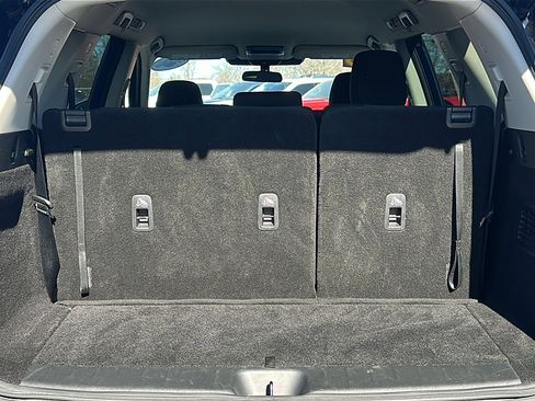 Used 2025 Nissan Pathfinder SV image 22