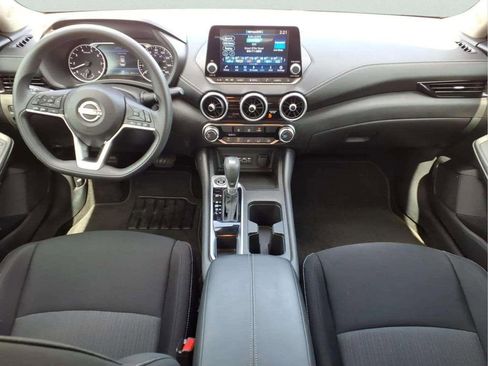 Used 2024 Nissan Sentra SV image 10