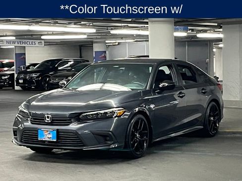 Used 2024 Honda Civic Sport image 4