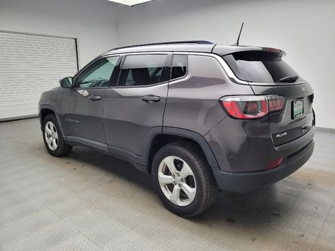 Used 2017 Jeep Compass Latitude w/ Popular Equipment Group AWD/4WD image 3
