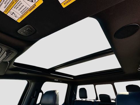 Used 2025 Ford F150 Raptor image 23