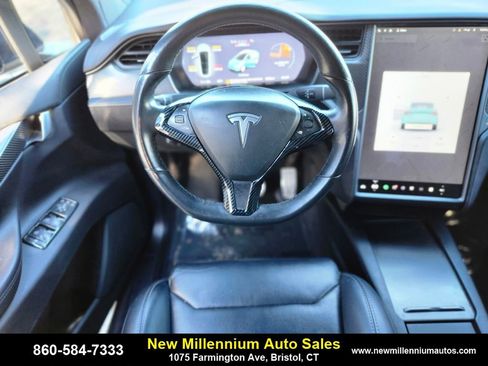 Used 2019 Tesla Model X Performance image 14