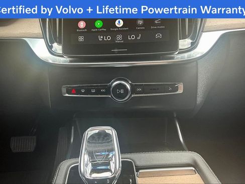 Used 2025 Volvo XC90 B6 Plus AWD/4WD image 44