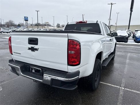 Used 2016 Chevrolet Colorado W/T image 2