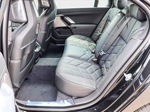 New 2025 BMW 760i xDrive image 20