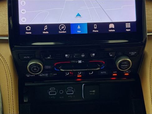 Used 2021 Jeep Grand Cherokee L Summit image 18