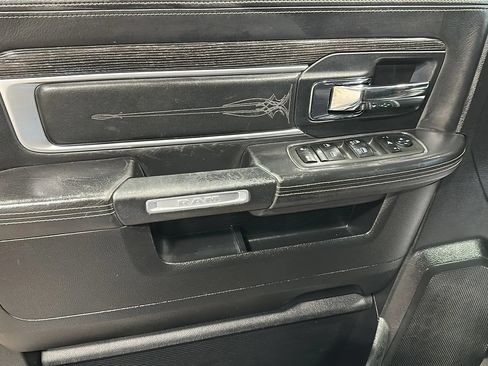 Used 2014 RAM 1500 Limited AWD/4WD image 10