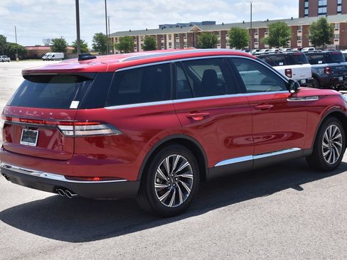 New 2026 Lincoln Aviator 2WD image 6