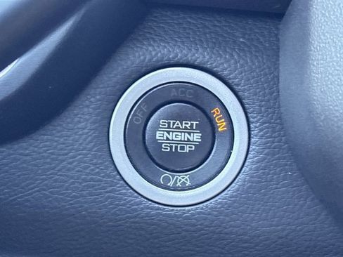 Used 2020 RAM 2500 Laramie w/ Night Edition image 32