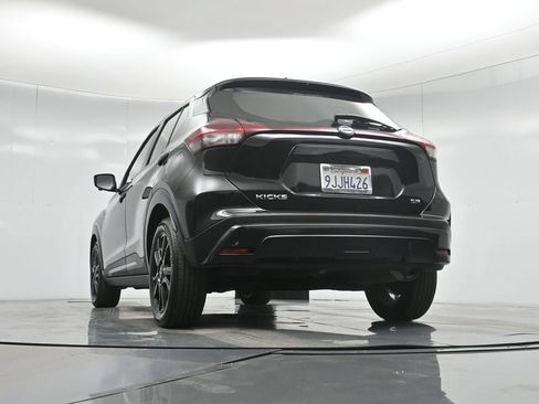Used 2023 Nissan Kicks SR w/ SR Premium Package FWD image 49