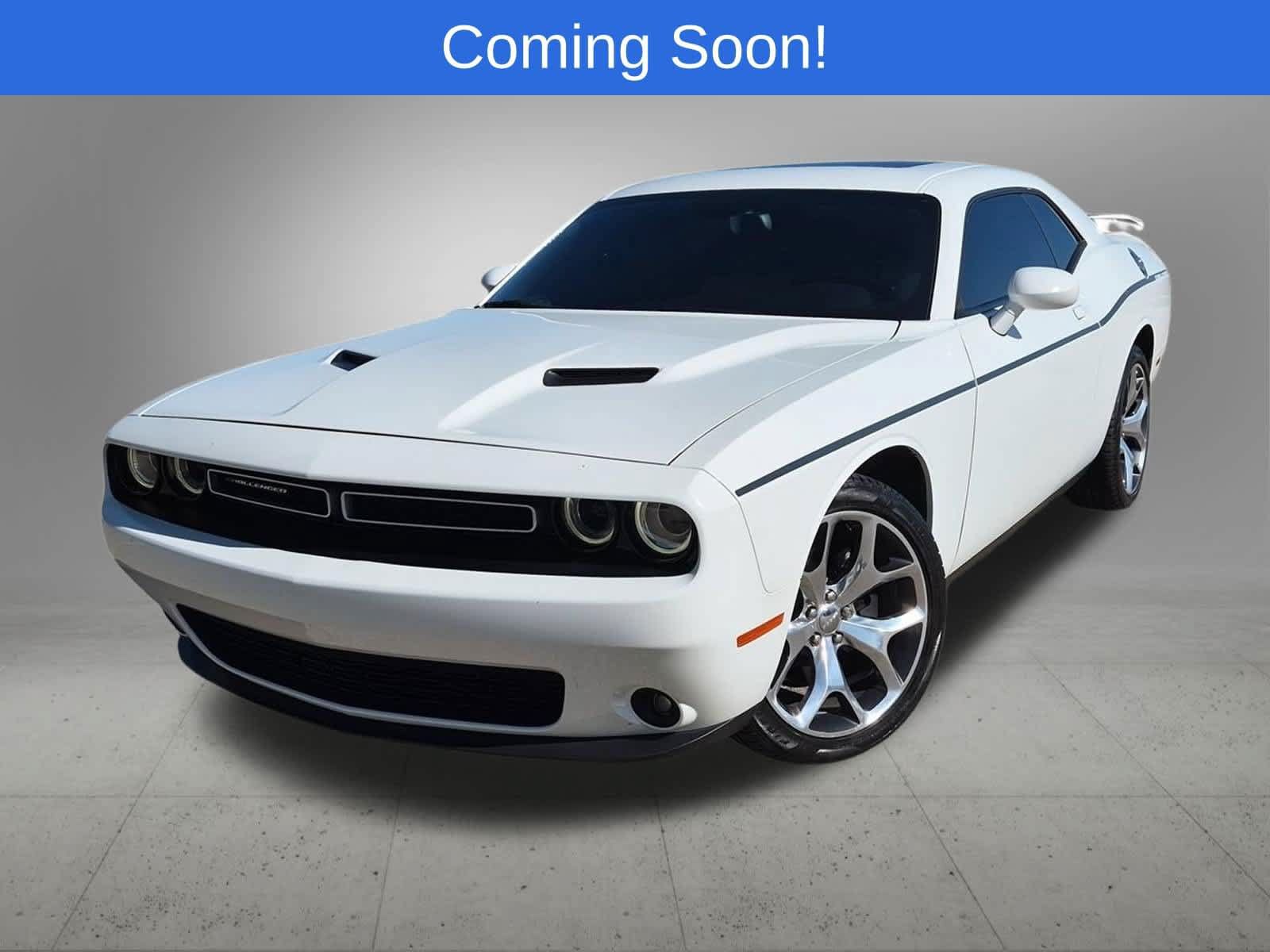 Used 2015 Dodge Challenger SXT Plus w/ Driver Convenience Group RWD image 1