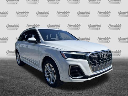 Used 2025 Audi Q7 3.0T Premium Plus w/ Premium Plus Package AWD/4WD image 2