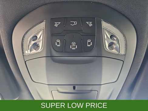 New 2026 Chrysler Pacifica Select image 33