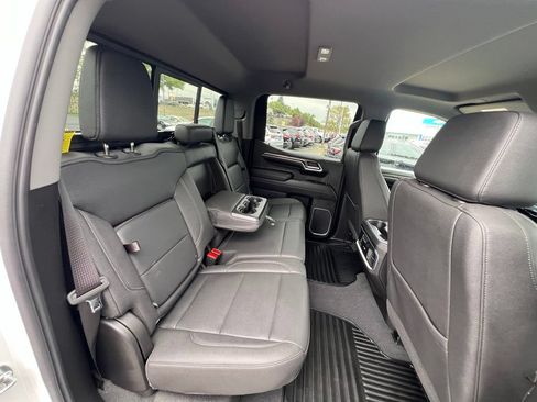 Used 2023 Chevrolet Silverado 1500 LTZ w/ LTZ Convenience Package II AWD/4WD image 31
