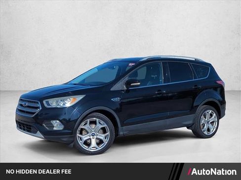 Used 2017 Ford Escape Titanium FWD image 1