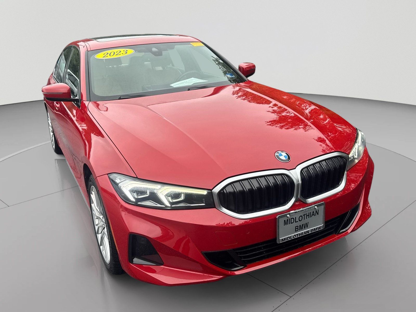 Used 2023 BMW 330i xDrive Sedan w/ Driving Assistance Package AWD/4WD image 3