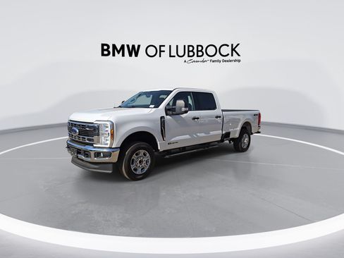 Used 2026 Ford F350 XLT AWD/4WD image 4