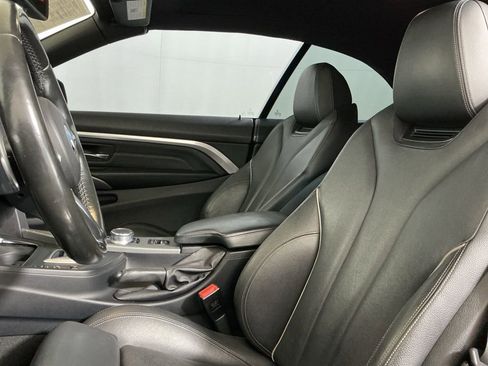 Used 2018 BMW 440i Convertible RWD image 22