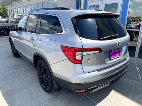 Used 2021 Honda Pilot Special Edition image 2