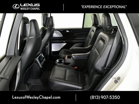 Used 2020 Lincoln Aviator Reserve w/ Equipment Group 202A image 23