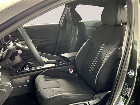 New 2026 Hyundai Elantra Sport FWD image 16